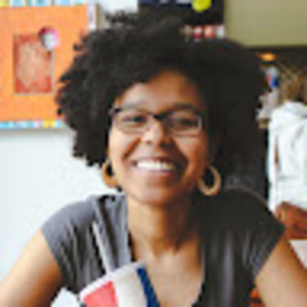 Meet your Posher, Alexis